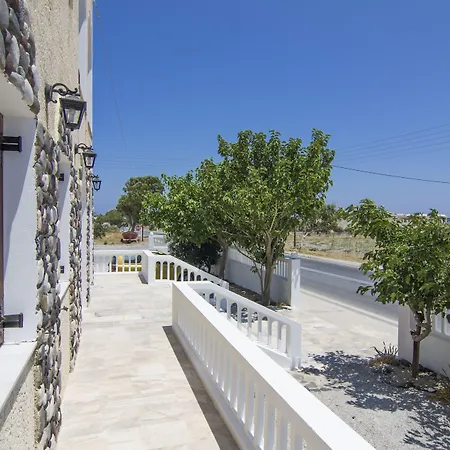 Margarita Lejlighed Perissa (Santorini)