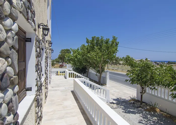 Margarita Lejlighed Perissa (Santorini)