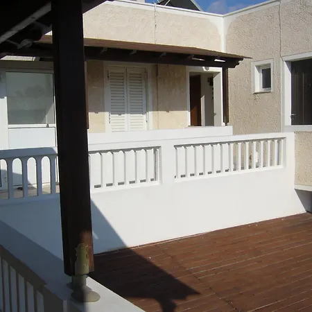 Margarita Apartamento Perissa (Santorini)