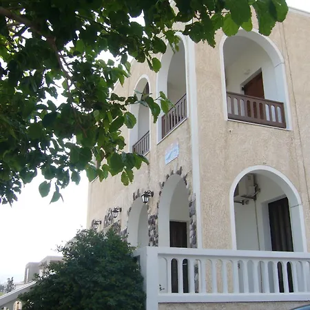 Margarita Apartamento Perissa (Santorini)