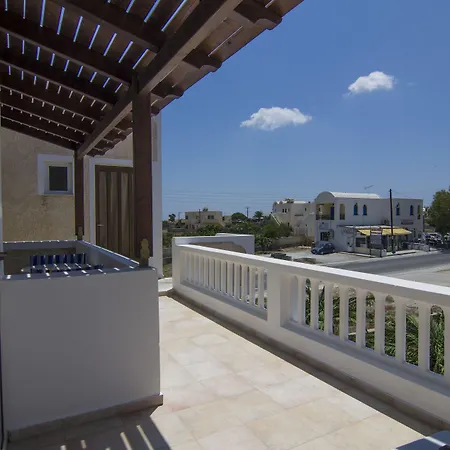 Margarita Apartamento Perissa (Santorini)