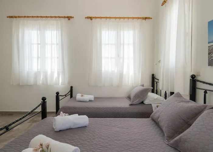 Apartment Margarita Perissa (Santorini)